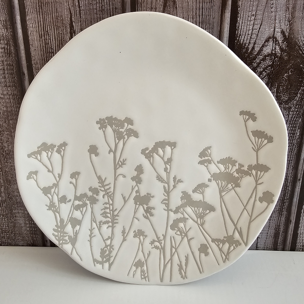 Eli + Ana Wildflower Ridge 8" Salad Plate